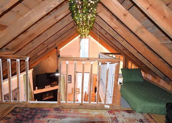High Top Cabin At Cabin Fever In Nc